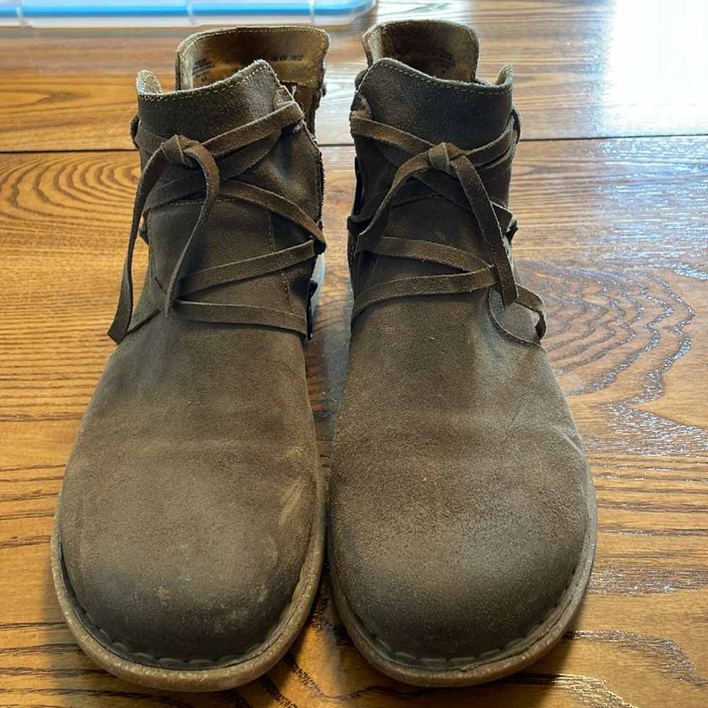 Born boots